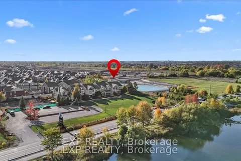 2490 Half Moon Bay Road, ON K2J 4H7