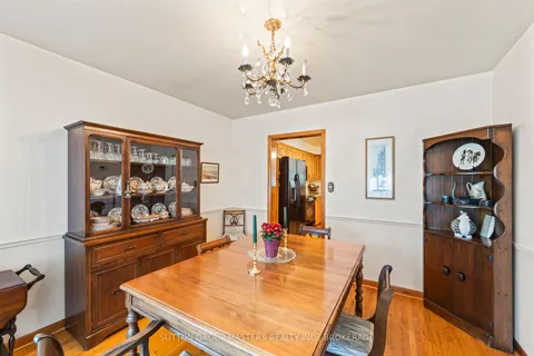 396 Roosevelt Drive, ON K7M 4A7