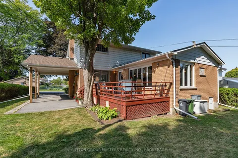 396 Roosevelt Drive, ON K7M 4A7