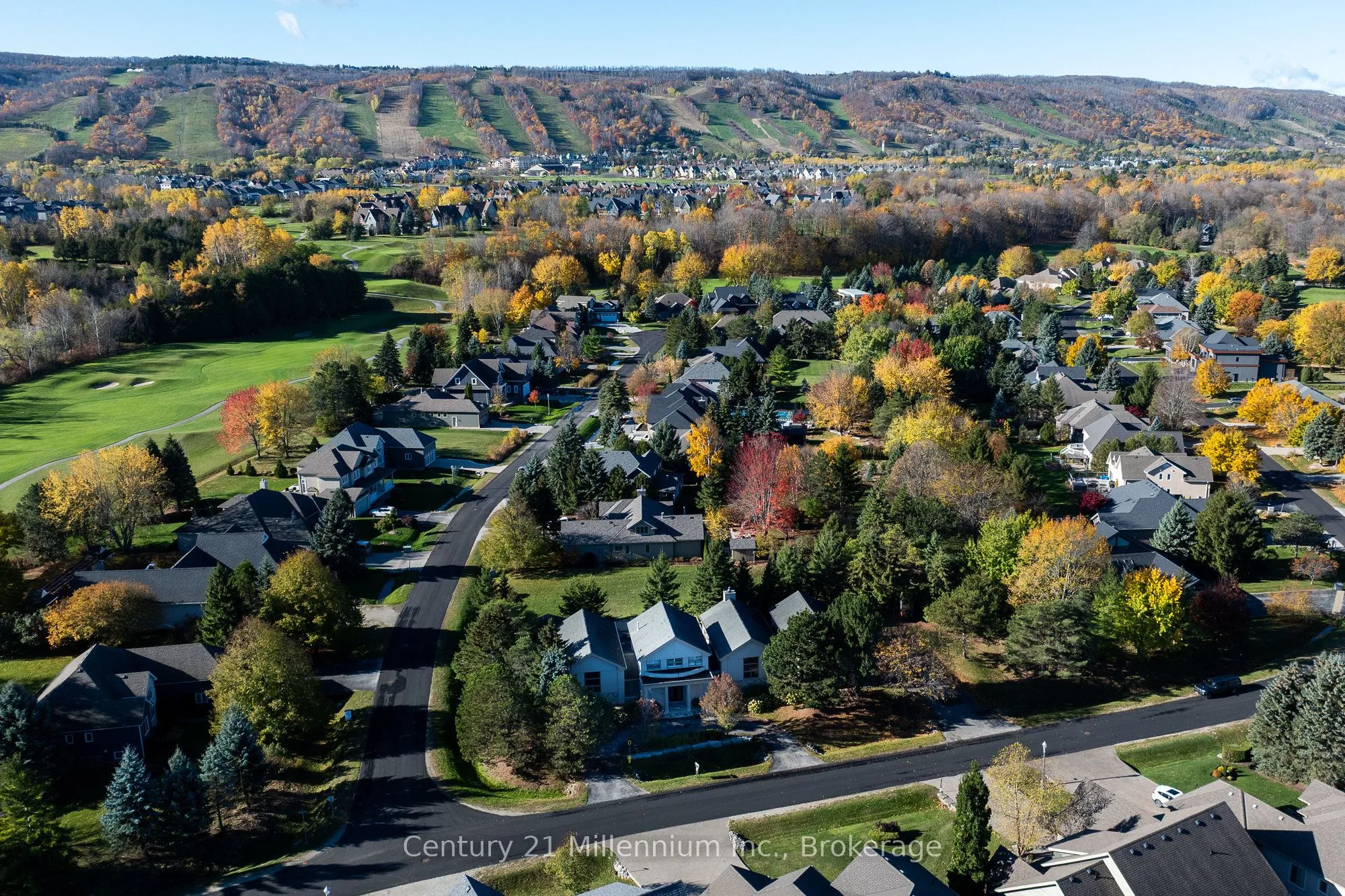 160 Grand Cypress Lane, ON L9Y 0K8