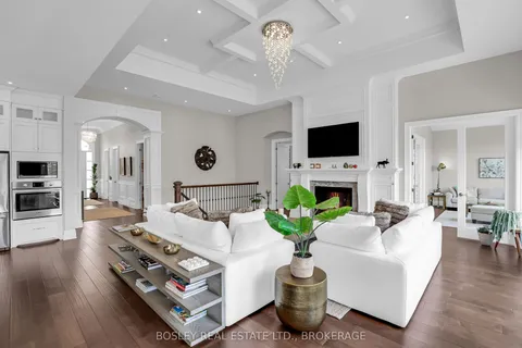 32 Philmori Boulevard, ON L0S 1E5