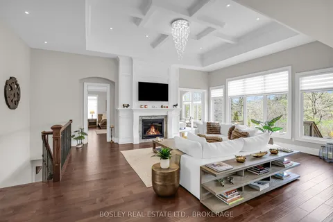 32 Philmori Boulevard, ON L0S 1E5