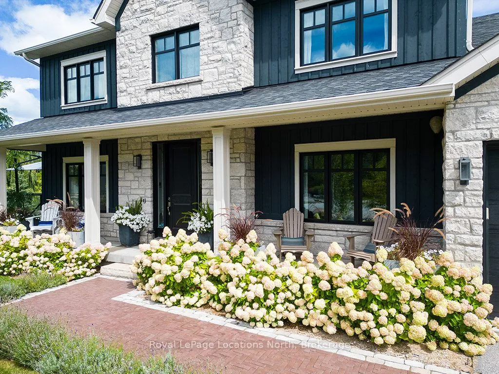 117 SCHOOLHOUSE Court, ON L9Y 0N2