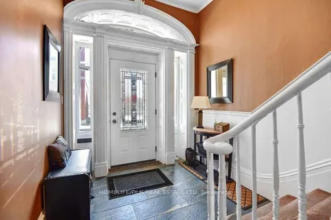 32 APPLE Street, ON K6V 4X8