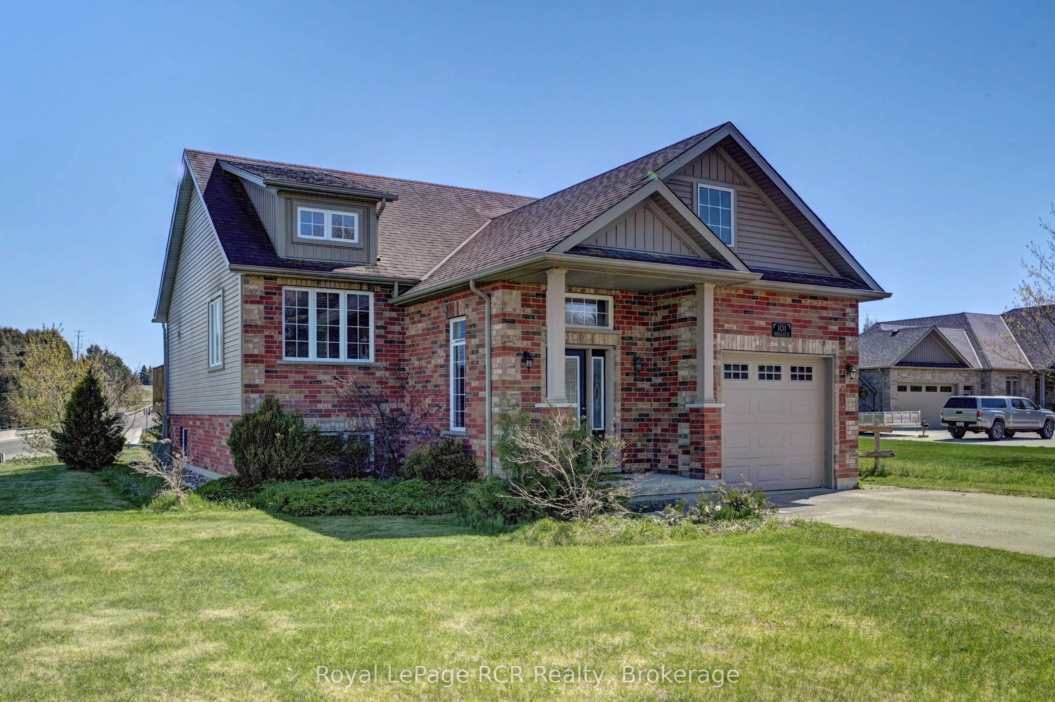 101 Douglas Street, ON N0G 1R0