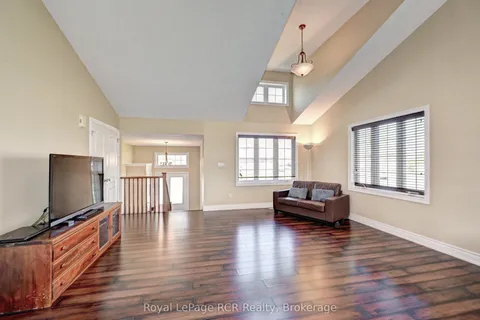 101 Douglas Street, ON N0G 1R0