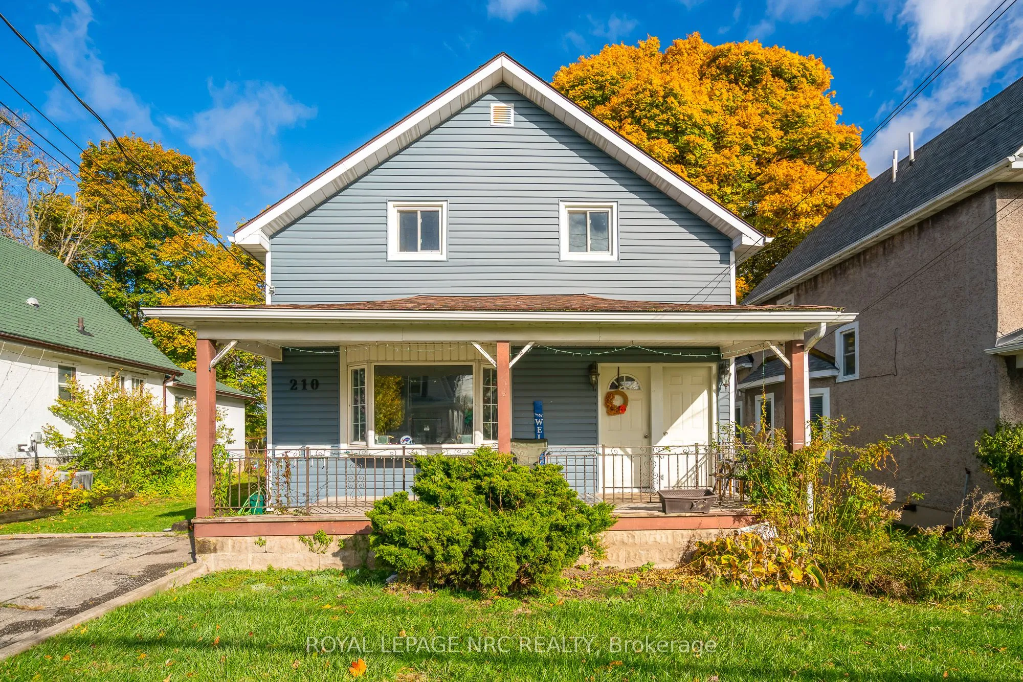 Duplex 4 bedroom 2 bathroom at 210 Phipps Street in Fort Erie - MLS# X12509828