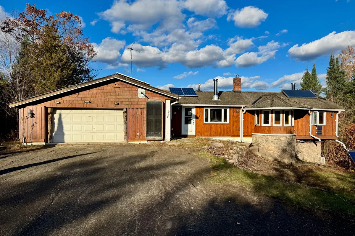 412 McCauley's Road, ON K0L 1A0