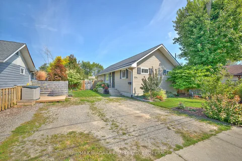 334 Leask Avenue, ON L2A 4L4