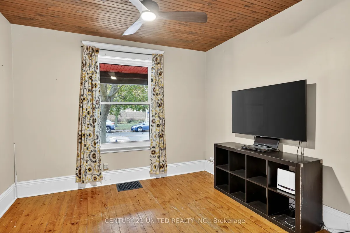 201 Romaine Street, ON K9J 2C3