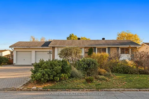 30 Oakview Avenue, ON K2G 3A2