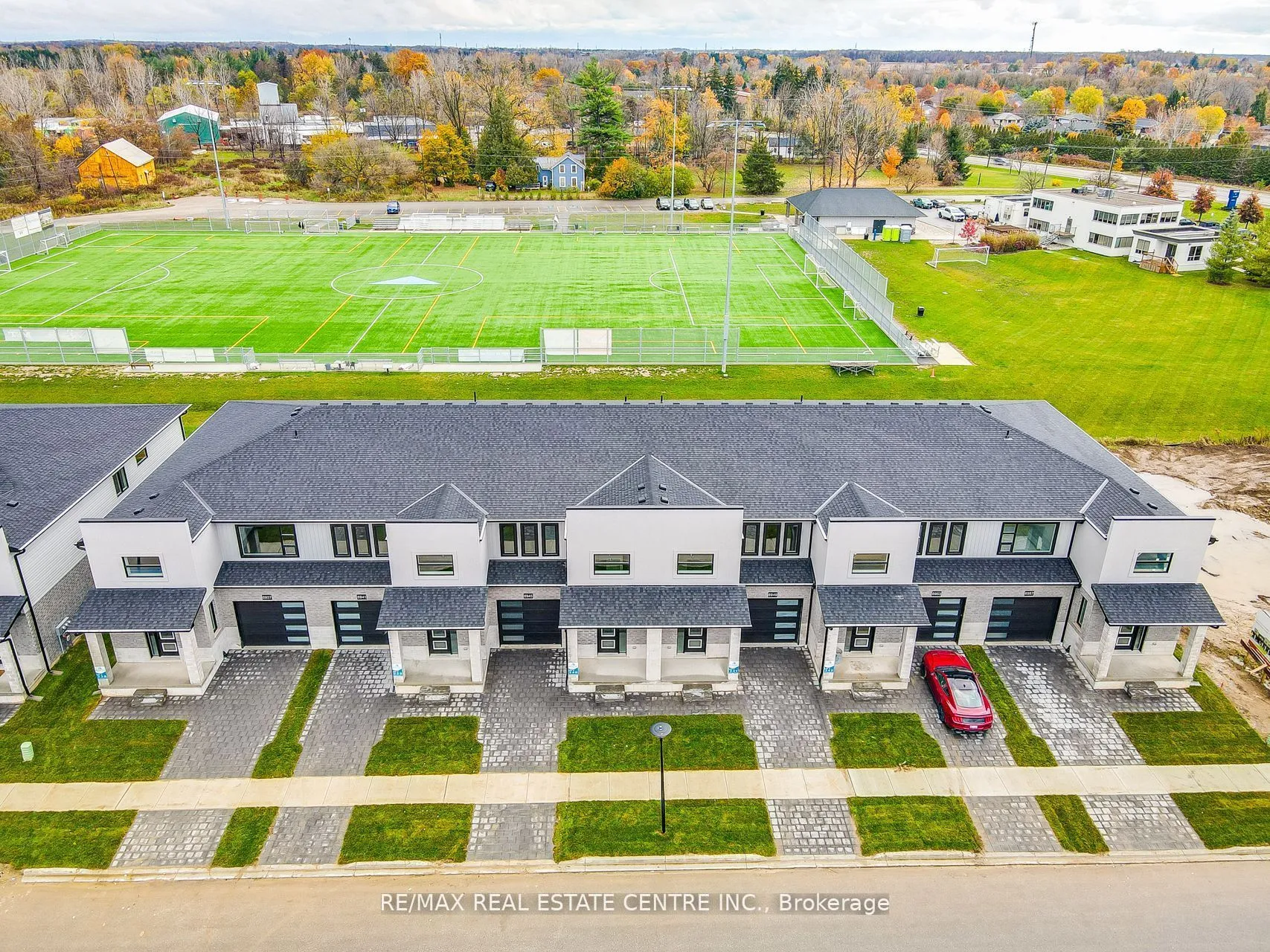 6841 Royal Magnolia Avenue, ON N6P 1H5