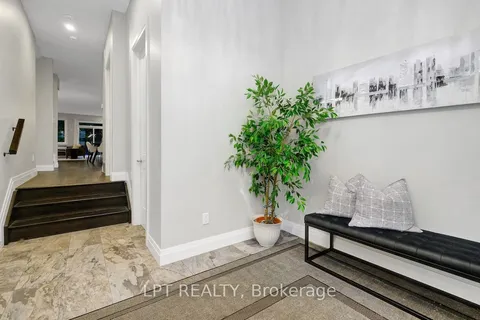 319 Glynn Avenue, ON K1K 1R9