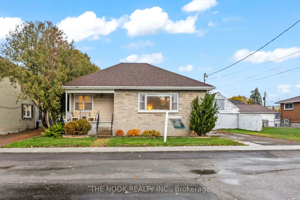 10 Meyers Street, ON K8N 2N6