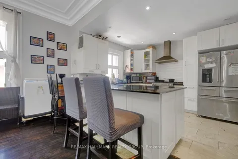 460 Wilbrod Street, ON K1N 6M8