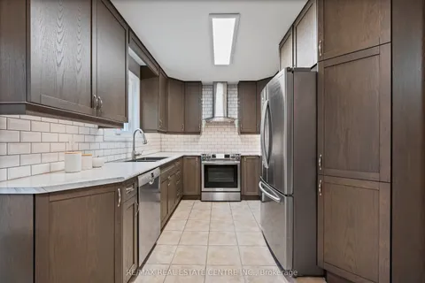 43 Robson Avenue, ON N1T 1L2