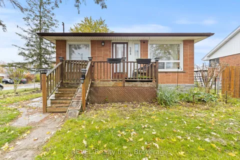 203 Kilgour Avenue, ON L3C 2R1