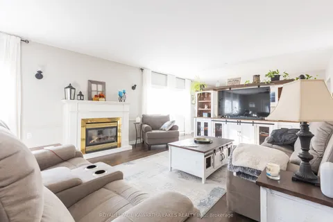 18 Hill Street, ON K9V 0H5