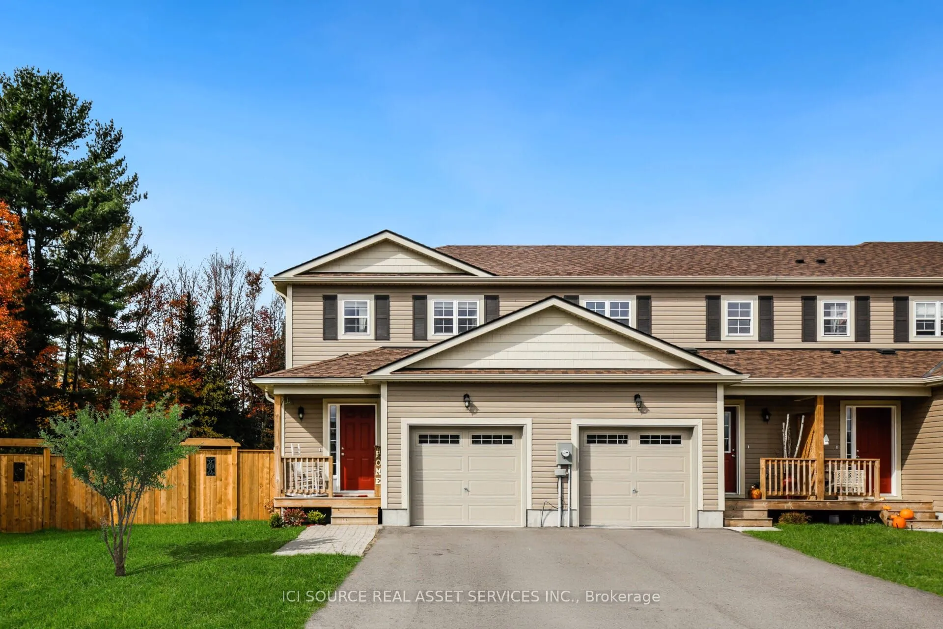 880 Wild Rose Drive, ON P1P 0B4