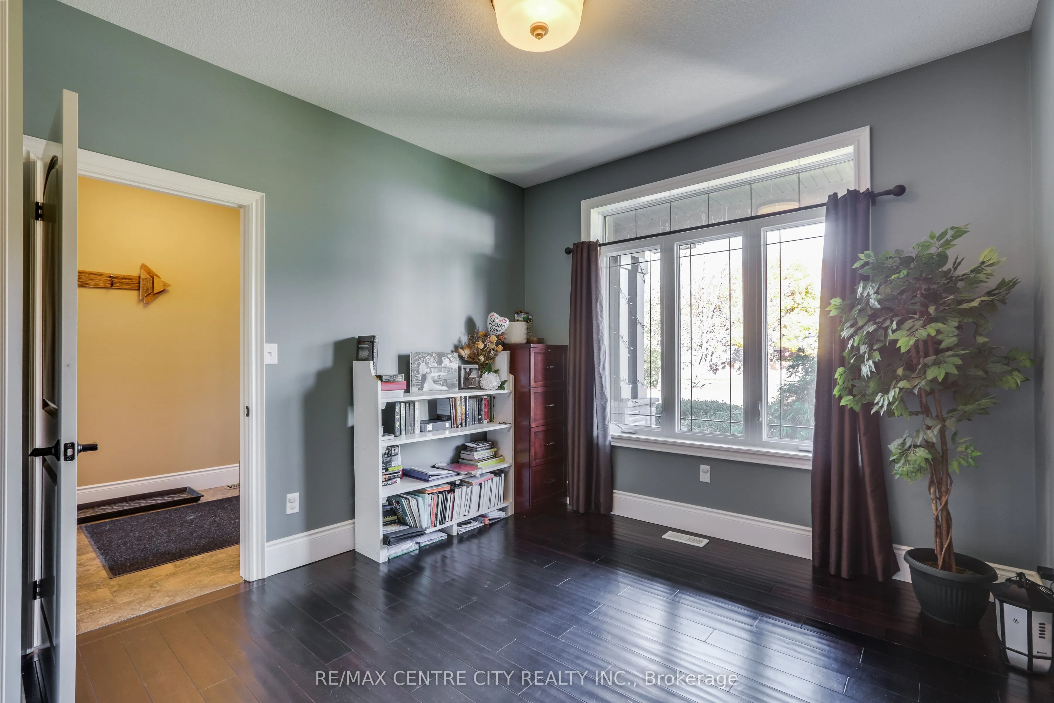 51155 Clinton Street, ON N0L 2J0