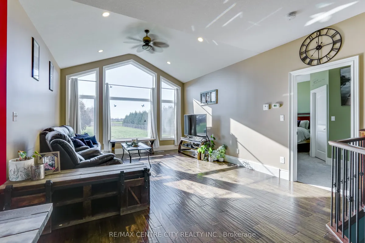 51155 Clinton Street, ON N0L 2J0