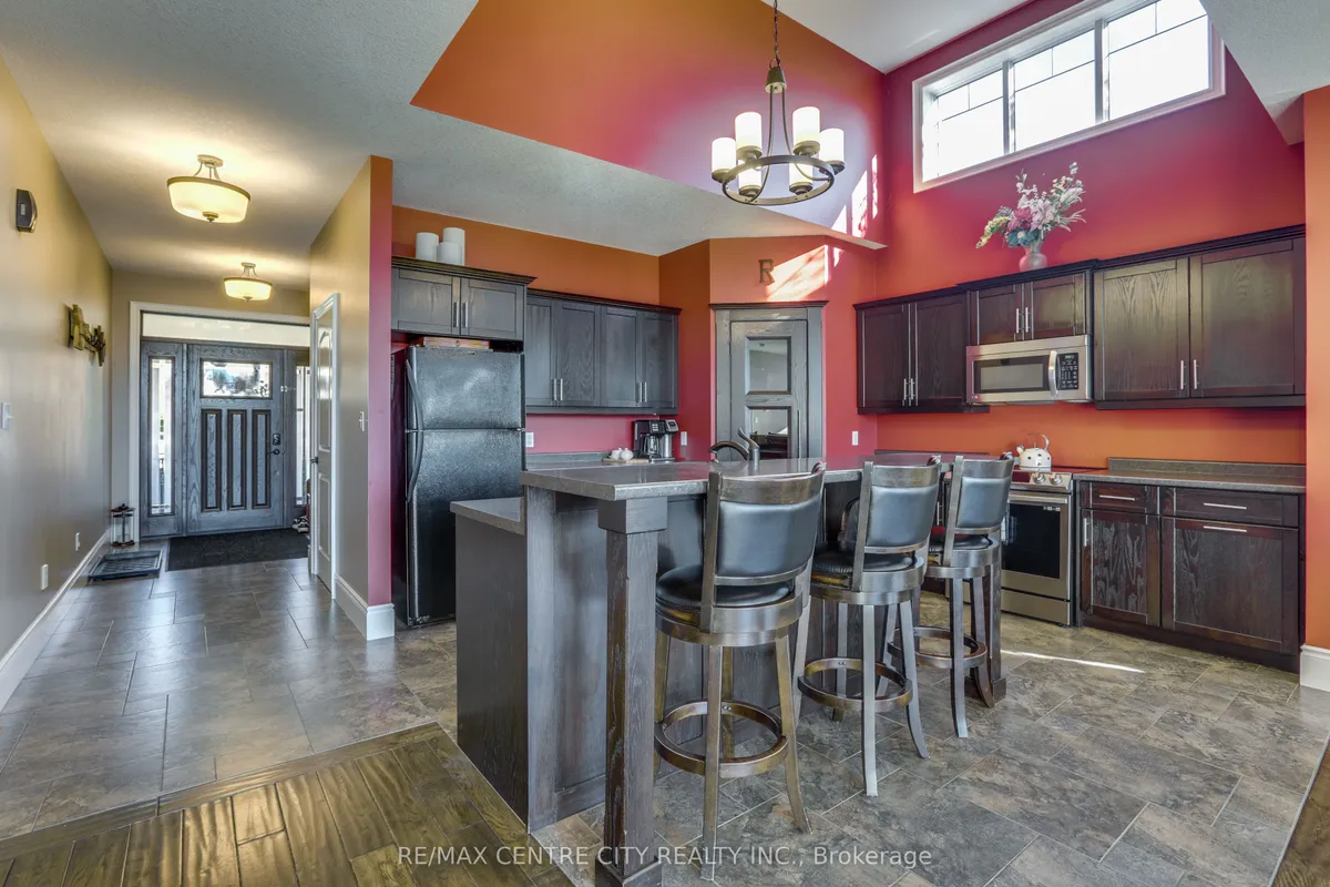 51155 Clinton Street, ON N0L 2J0