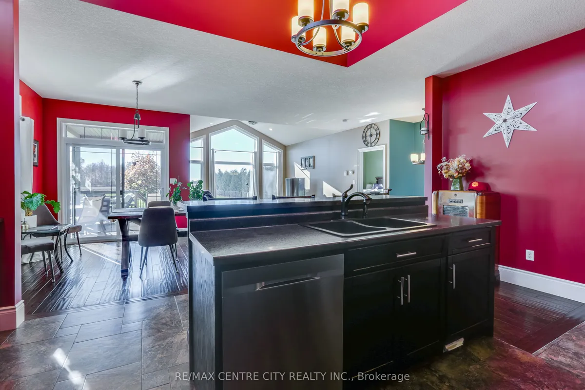 51155 Clinton Street, ON N0L 2J0