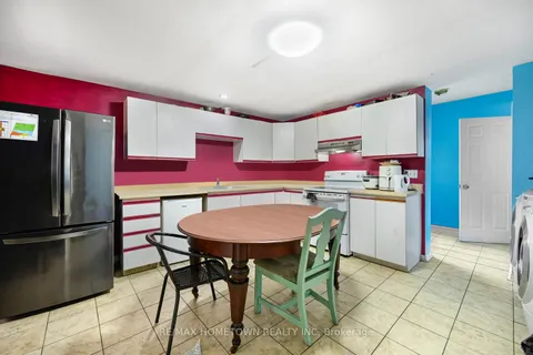 54 Pearl Street, ON K6V 1P7