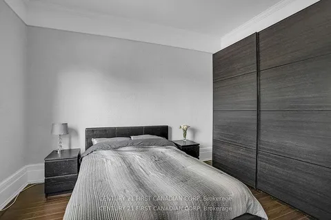 393 Central Avenue, ON N6B 2E3