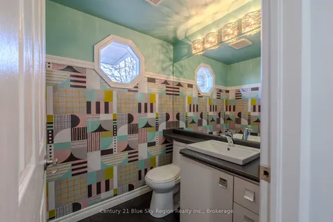 619 Tackaberry Drive, ON P1B 9L2