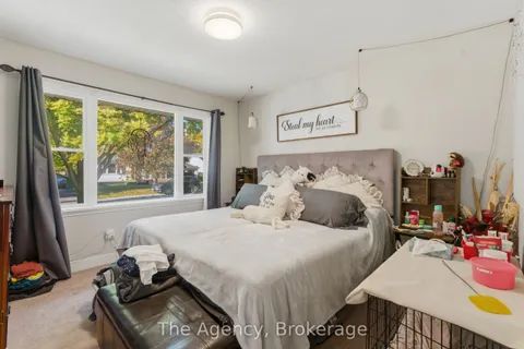 14 Heywood Avenue, ON L2M 2M8