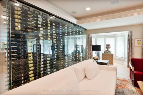 1 Doncaster Avenue, ON N6G 2A1