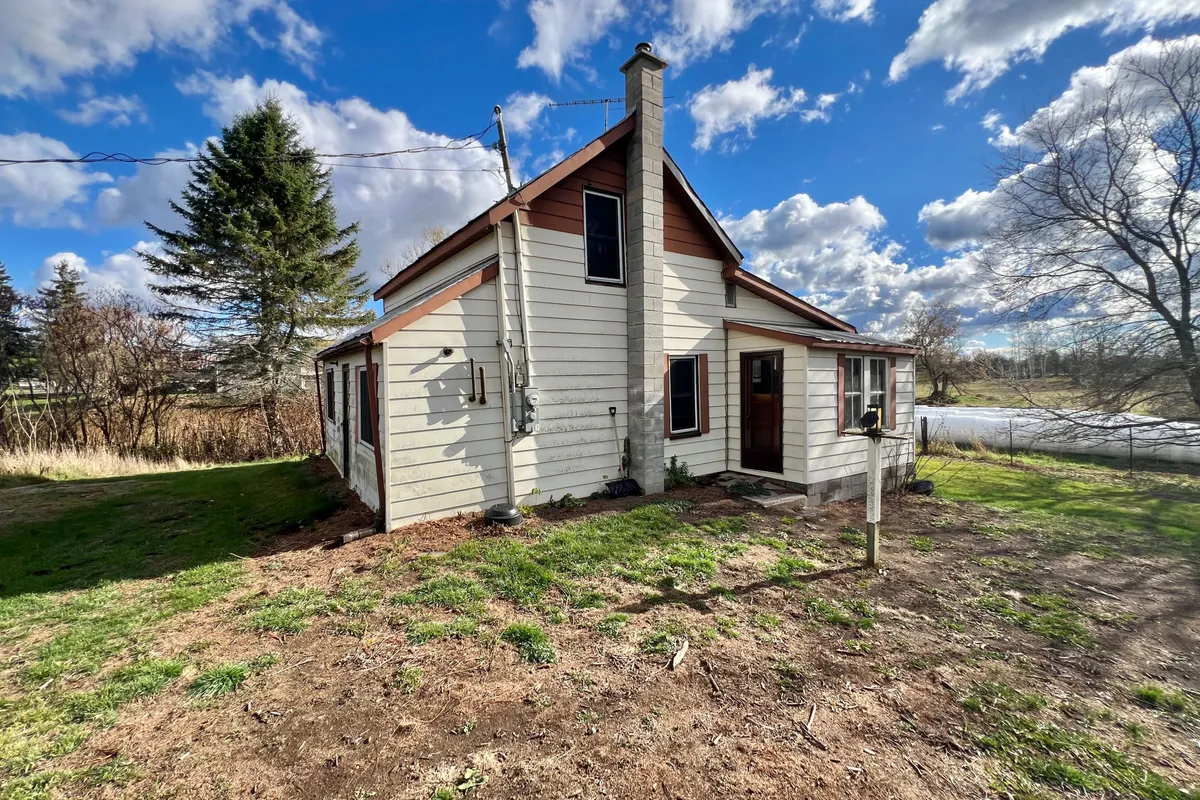 1614 Sulphide Road, ON K0K 3J0