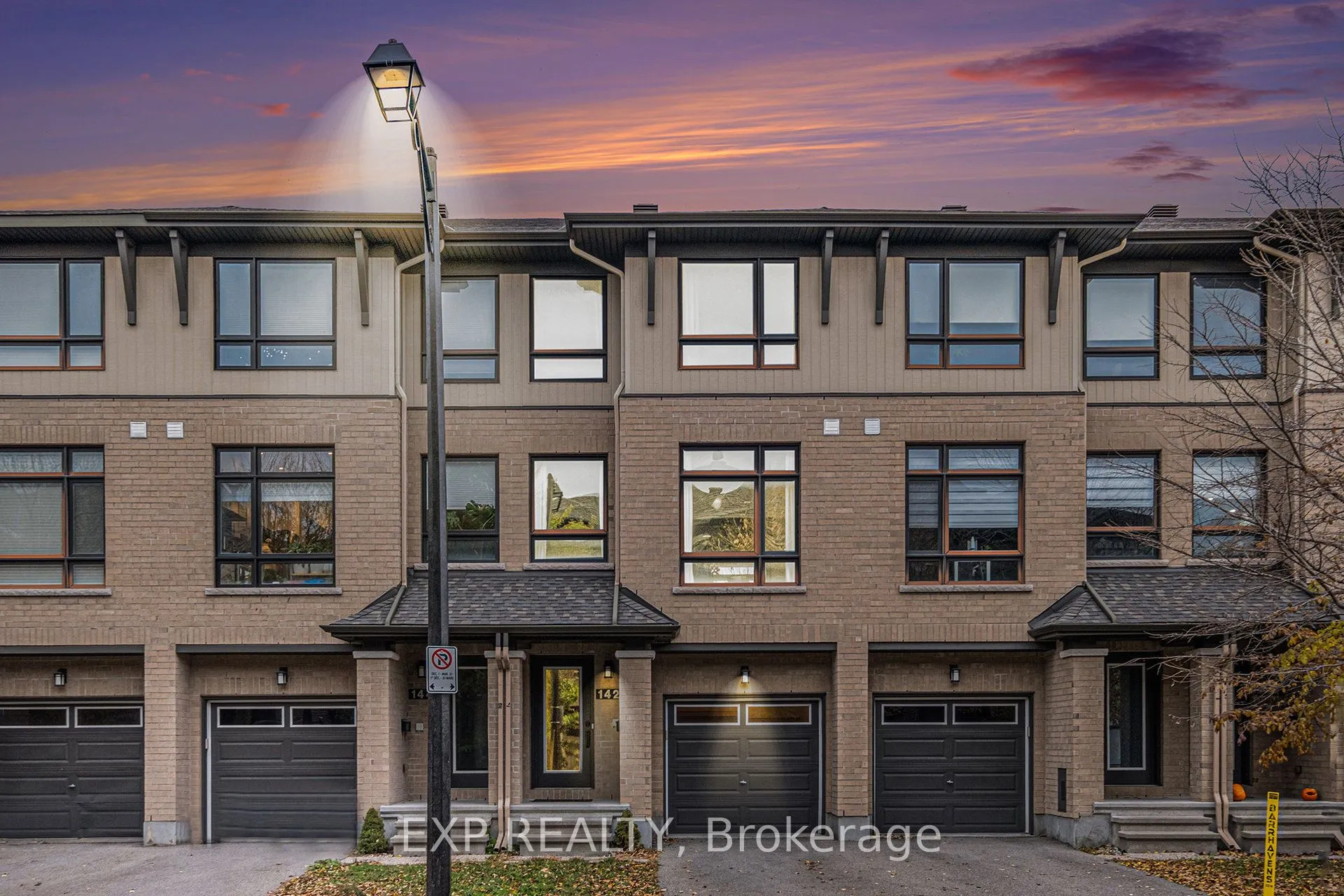 142 Wild Senna Way, ON K2J 5Z7