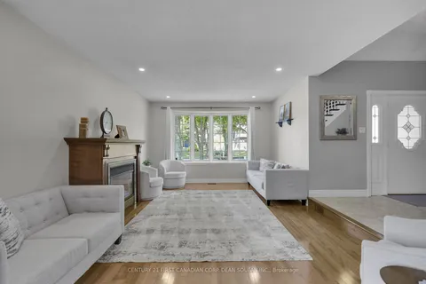 6907 Lambeth Walk, ON N6P 1A5