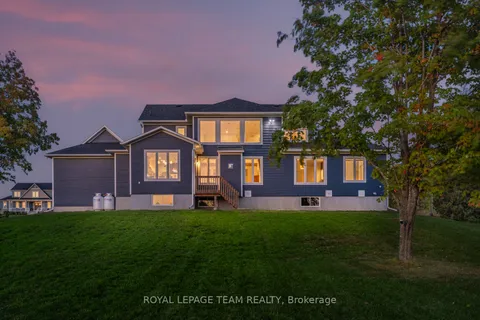 226 Kaswit Drive, ON K7C 0C4