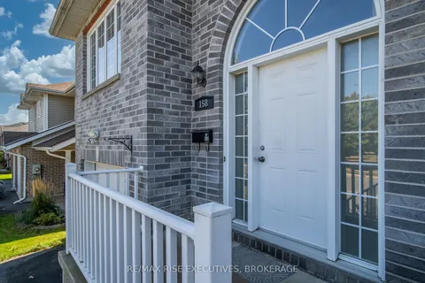 158 Briceland Street, ON K7K 7L2