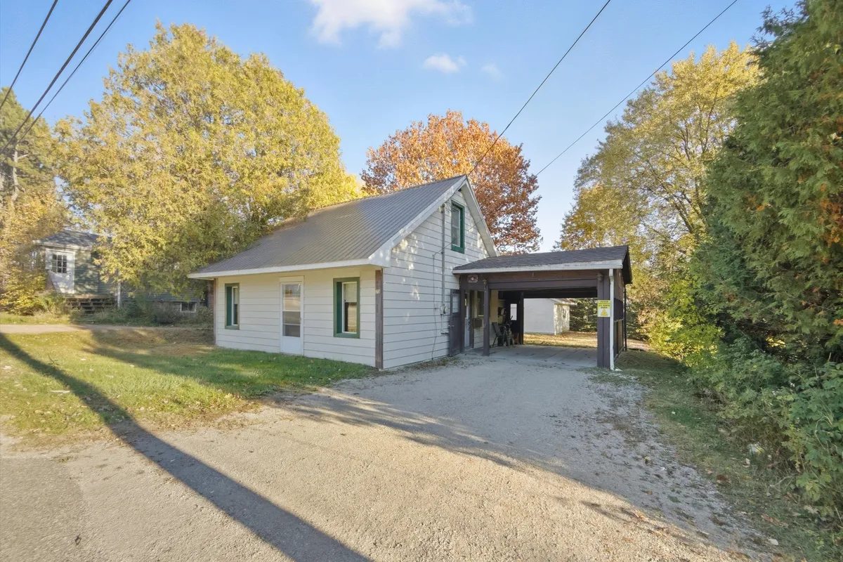 25 Cann Street, ON P1H 1K7