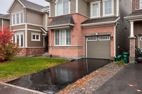66 Escallonia Court, ON K2S 0W9