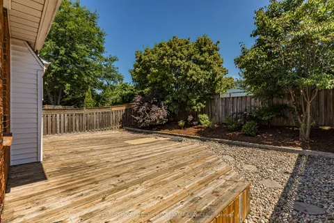 128 Brian Boulevard, ON L8B 0C8