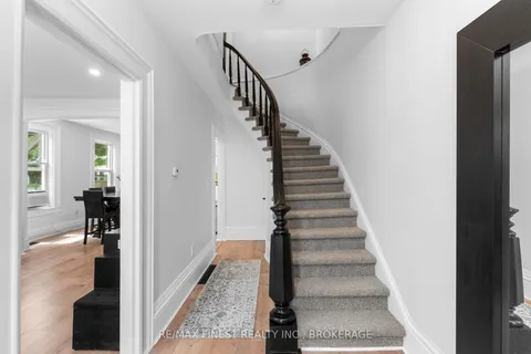 55 Bridge Street, ON K7R 2C4