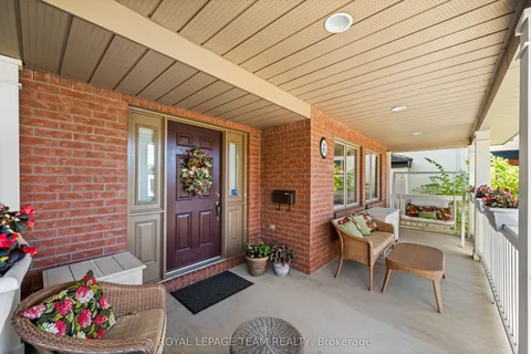 41 Civic Place, ON K1Y 2E1