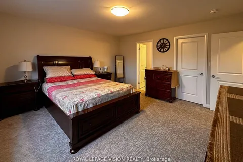 155 Bur Oak Drive, ON L2V 4Y6