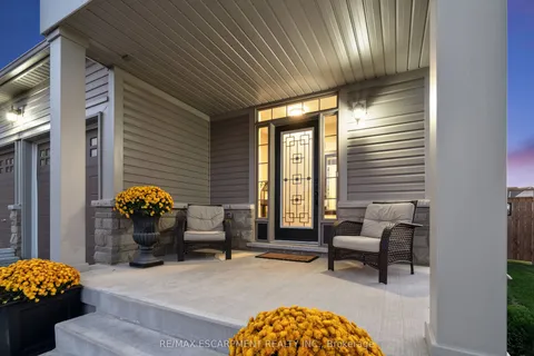 220 Harpin Way, ON N1M 2W3