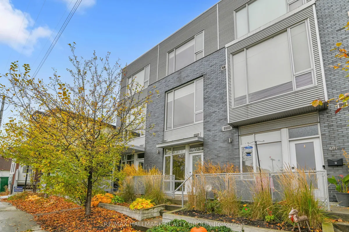 68G Stonehurst Avenue, ON K1Y 1R5