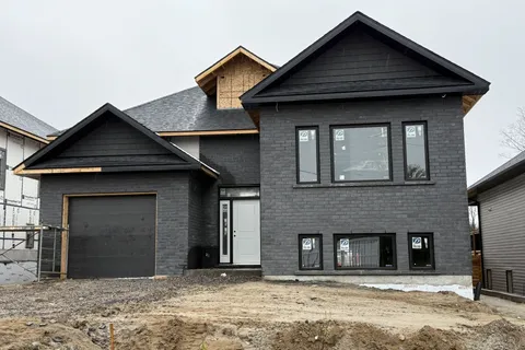 101 TOWER Drive, ON P1C 0A4