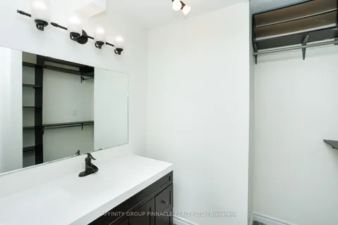 103 Cook Street, ON K9V 0K8