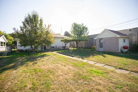 10 Linden Avenue, ON N3S 7E2