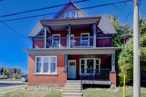 94 Scott Street, ON N2H 2R5
