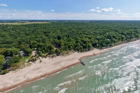 10257 Woodpark Court, ON N0M 1T0